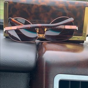 Tory Burch aviators